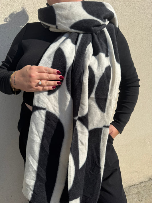 Écharpe motifs noir